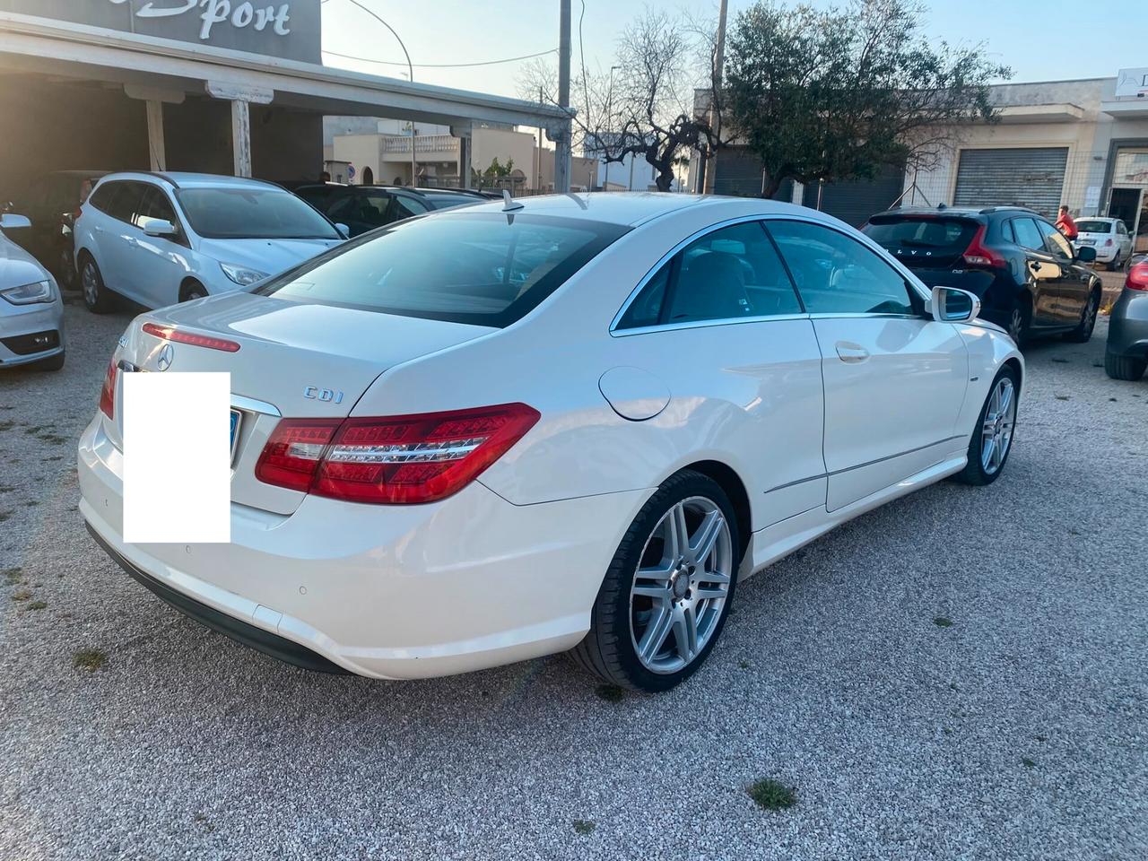 Mercedes-benz E 250 CDI Coupé BlueEFFICIENCY Avantgarde