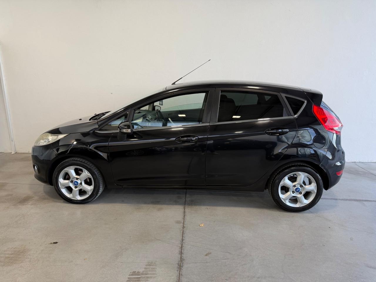 Ford Fiesta 1.4 TDCi 5p. Titanium