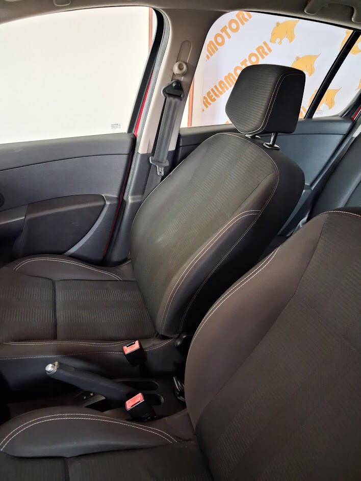 Renault Clio 1.2 16V 20th Anniversario frizione nuova cambio revisionato