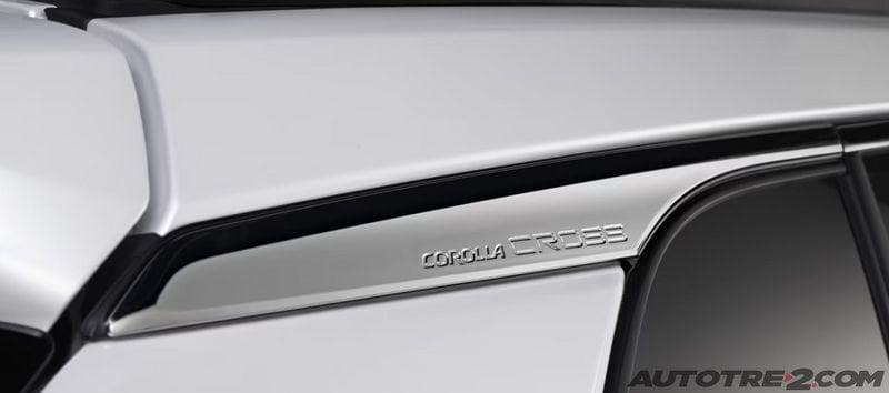 Toyota Corolla Cross 2.0H (197 CV) E-CVT Trend 4WD gancio traino