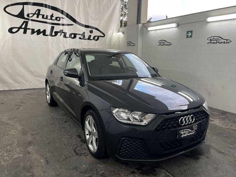 Audi A1 A1 SPB 25 TFSI S tronic Identity Black TUA DA 259,00 AL MESE