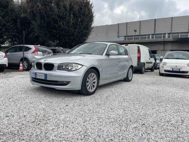 BMW 118 D - 5 PORTE - ELETTA - CAMBIO AUTOMATICO