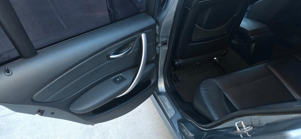 Bmw 120 D 5p. MANUALE PACCHETTO M