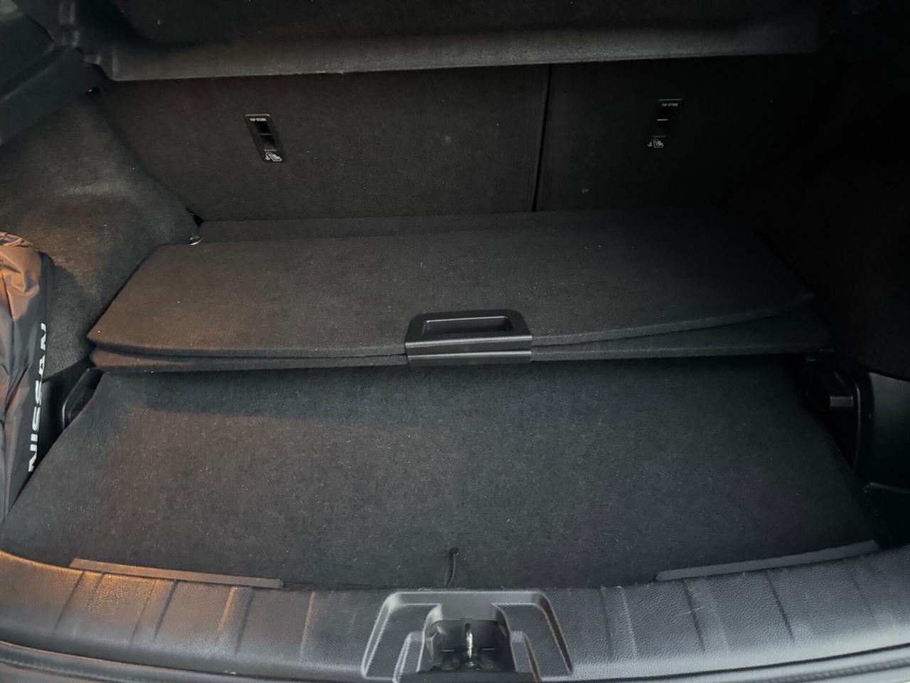 Nissan Qashqai 1.5 dCi N-Connecta tetto 360 metall