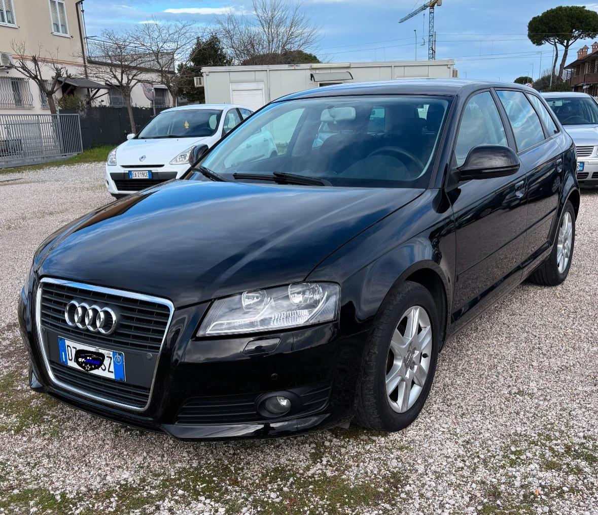 Audi A3 SPB 1.6 Attraction benz/metano