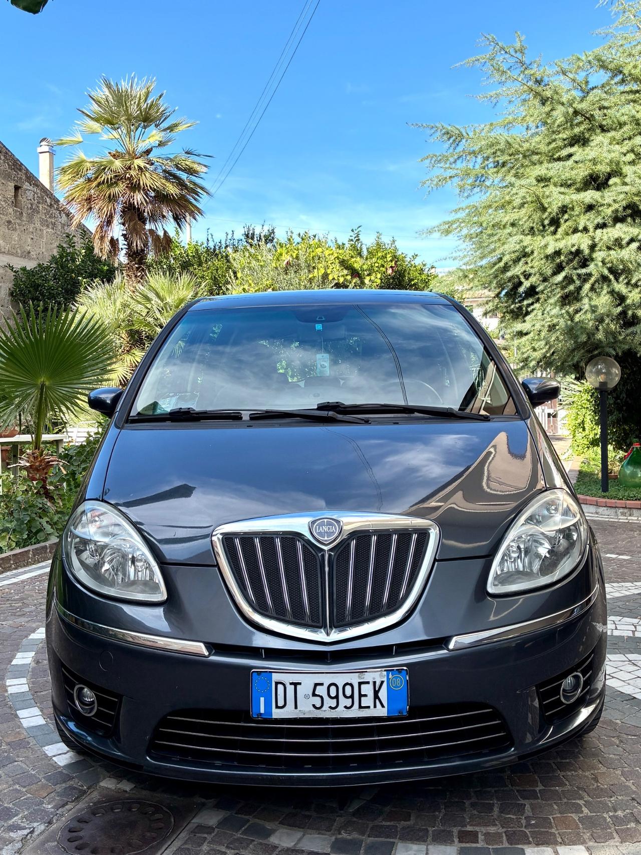 Lancia MUSA 1.4 16V Poltrona Frau
