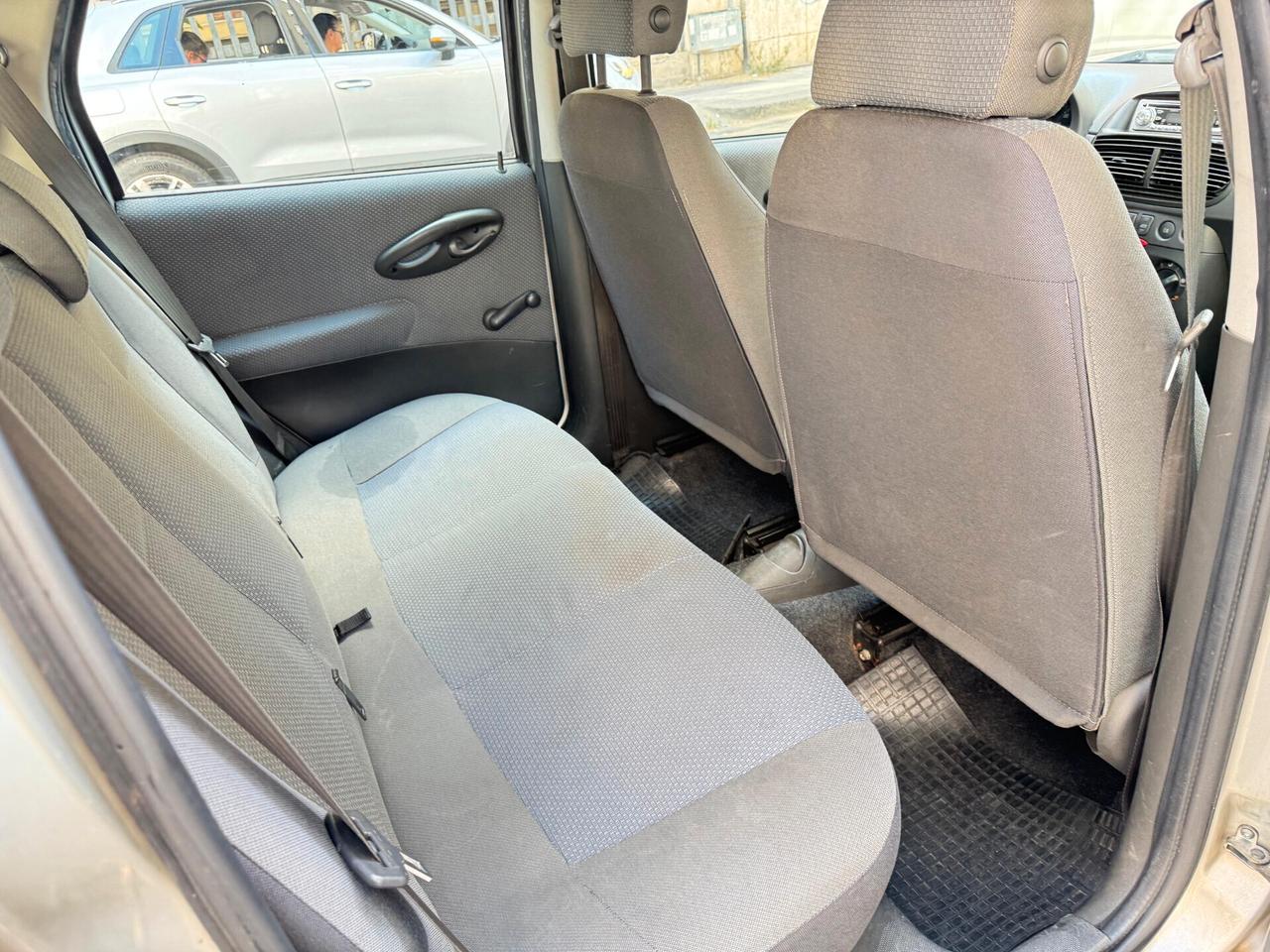 FIAT PUNTO 1.3 MULTIJET DIESEL – 5 PORTE – CLIMATIZZATA