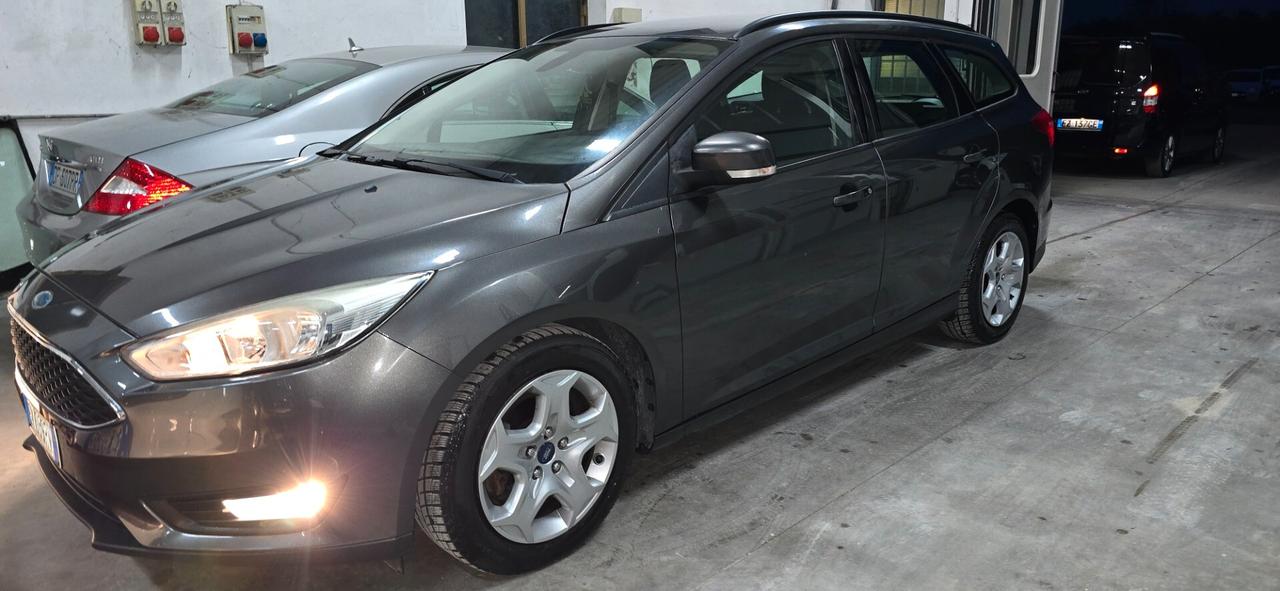 Ford Focus 1.5 TDCi 120 CV Start&Stop Powershift SW Business