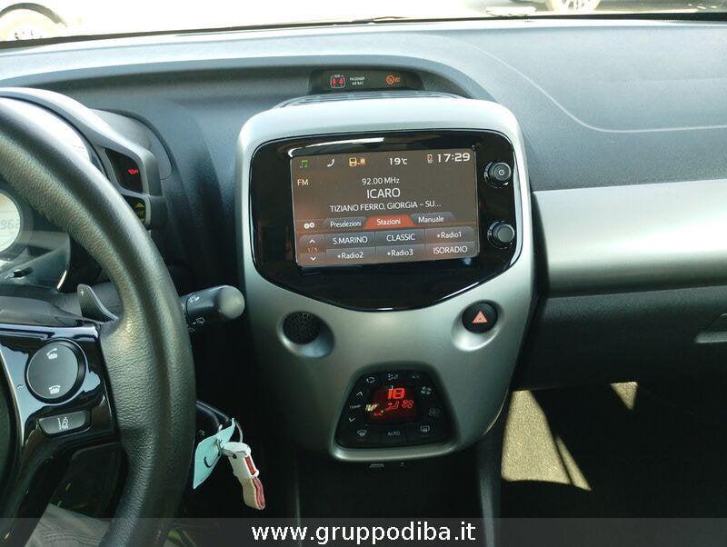 Toyota Aygo II 2014 5p 1.0 x-play m-mt my15