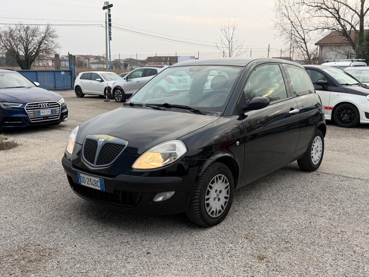 Lancia Ypsilon 1.3 Multijet 16V Platino