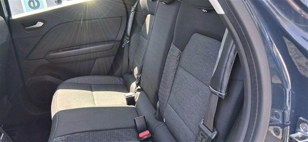 Renault Captur 1.6 Hybrid Zen E-Tech Auto