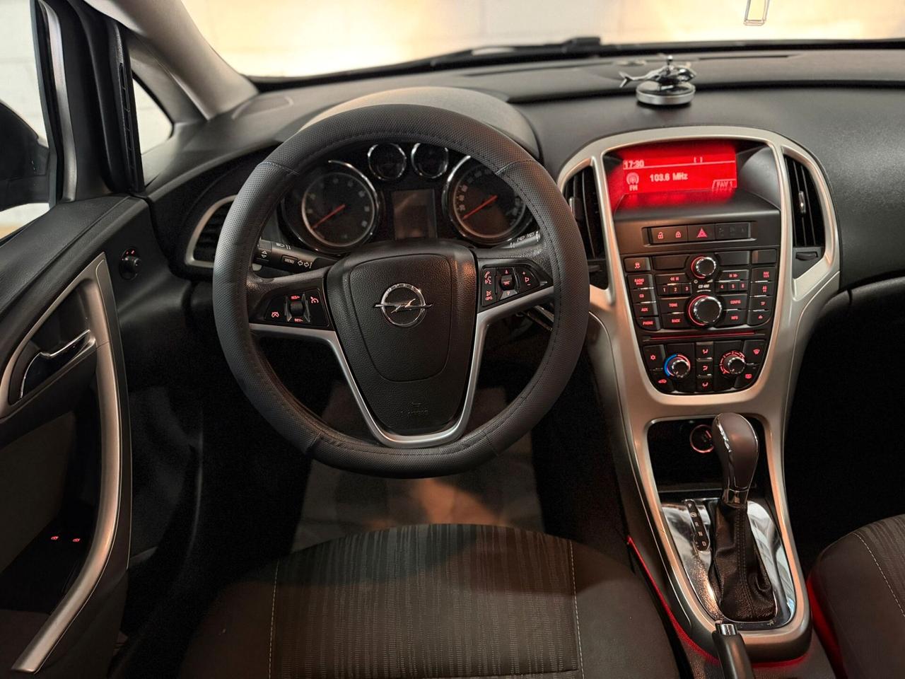 Opel Astra 1.6 16V VVT 5 porte Enjoy