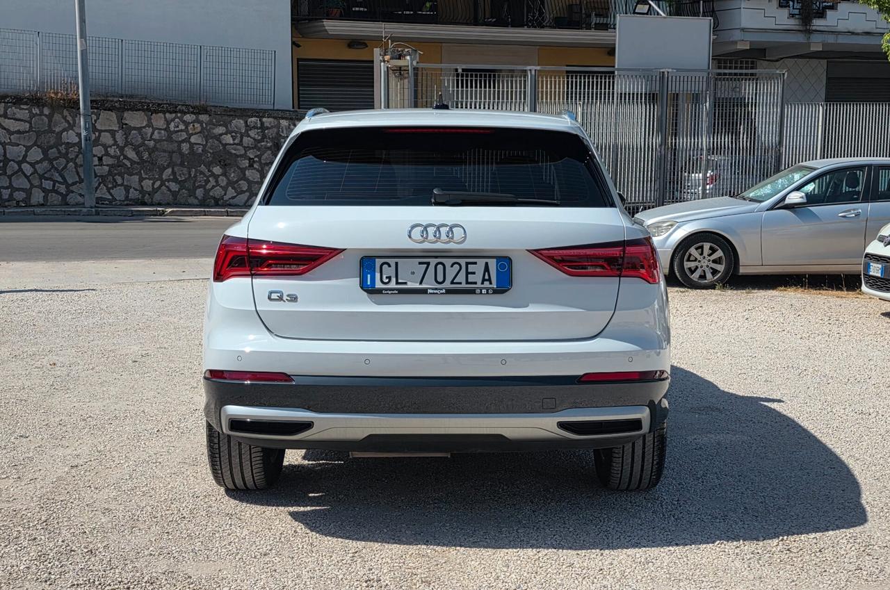 Audi Q3 2.0 TDI 150cv - S-TRONIC VIRTUAL COCKPIT