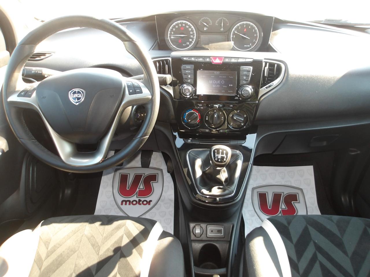 LANCIA YPSILON 1.2 B/GPL-CASA MADRE
