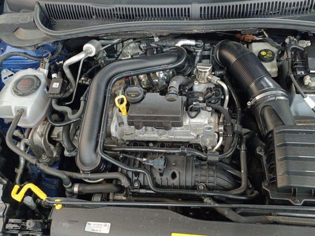 VOLKSWAGEN Taigo 1.0 TSI 110 CV R-Line