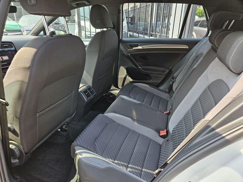 Volkswagen Golf 1.6 TDI R-Line BMT
