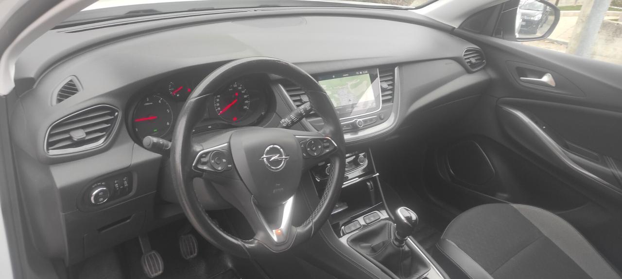 Opel Grandland X 1.5 diesel Ecotec Start&Stop Ultimate bianca tetto nero