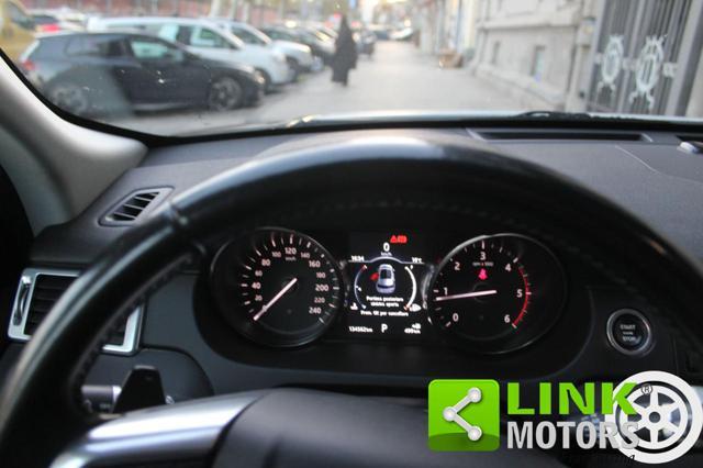 LAND ROVER Discovery Sport HSE TD4