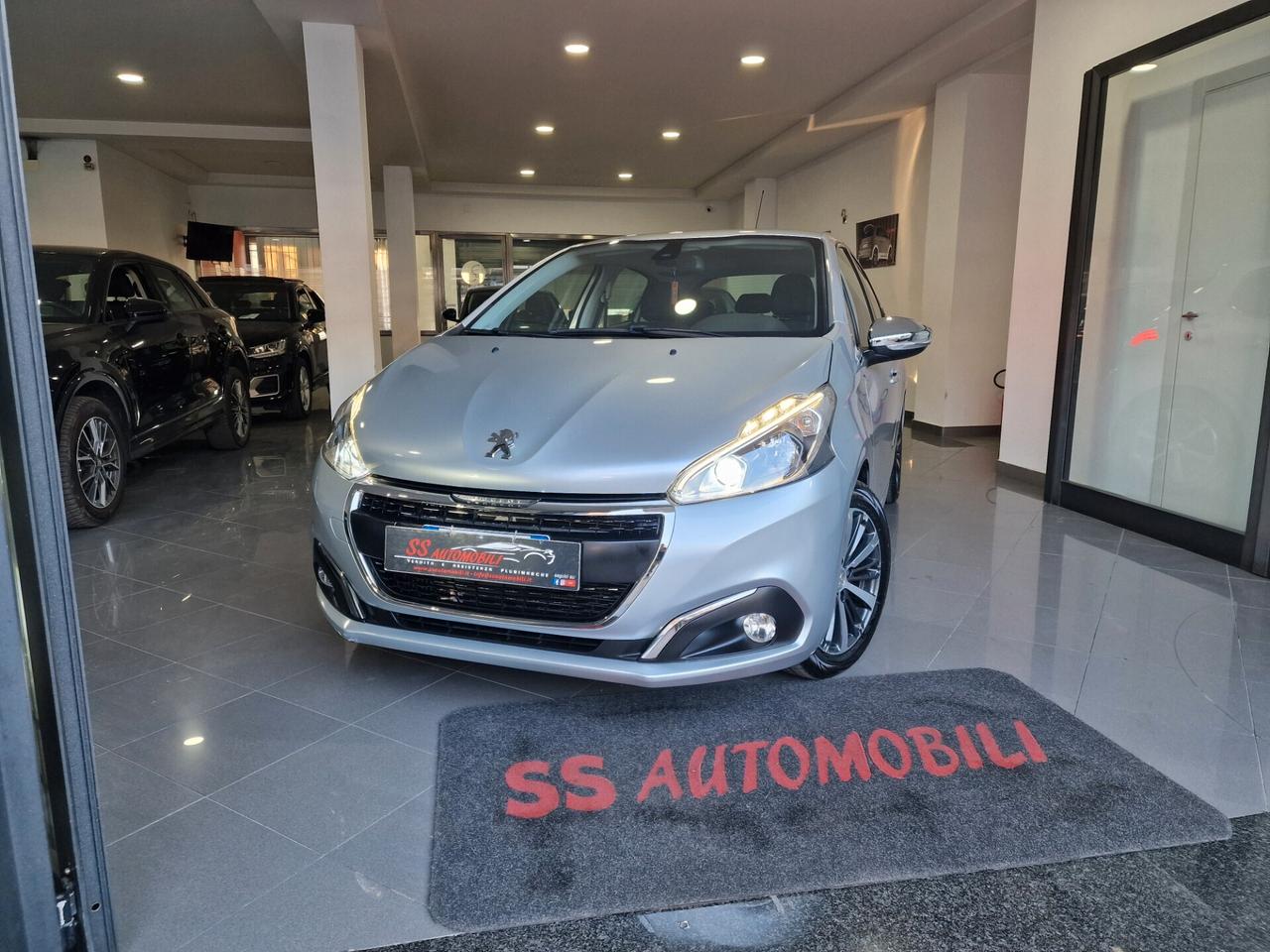 Peugeot 208 BlueHDi 75cv 5 porte Allure