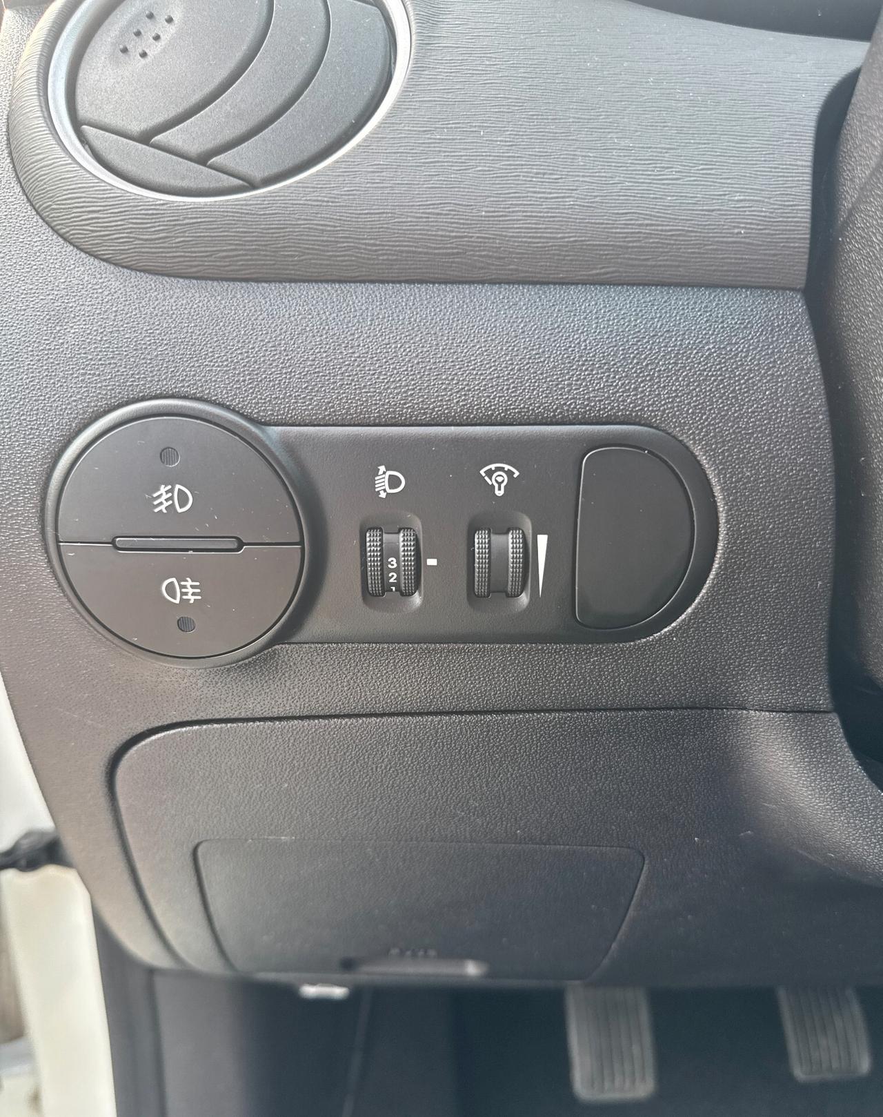 Hyundai i10 51kw E5 Benz *Cinghia sostituita*tagliandi certificati*