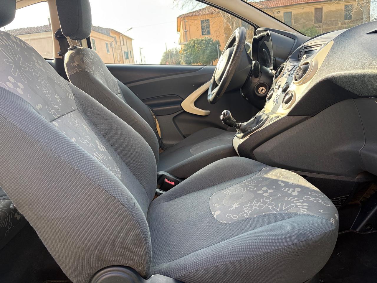 FORD KA 1.2 benz
