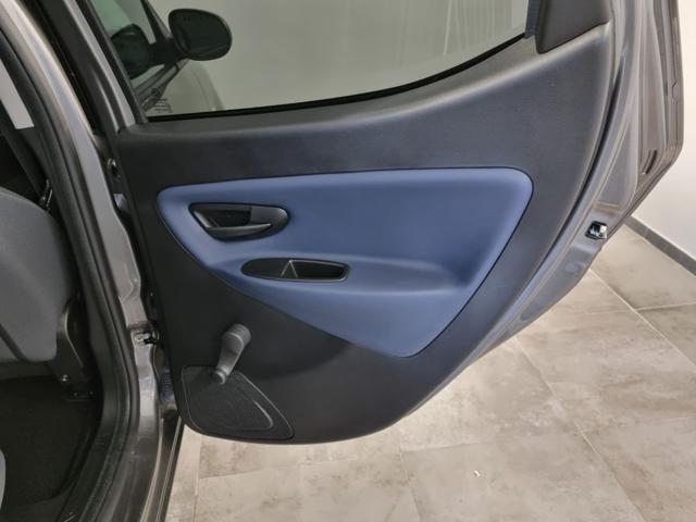 LANCIA Ypsilon 1.0 FireFly 5 porte S&S Hybrid silver