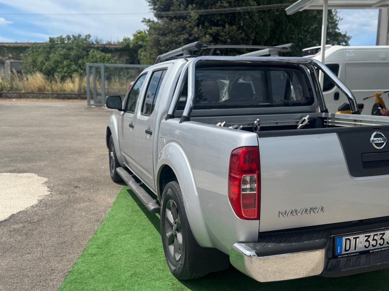 Nissan Navara 2.5 dCi 4 porte Double Cab Platinum