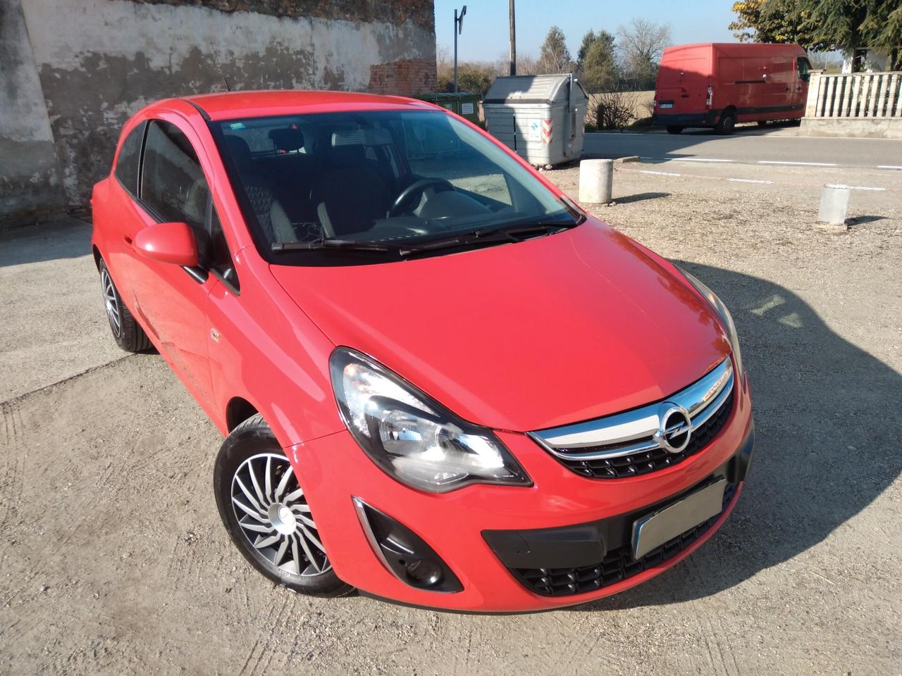 Opel Corsa 1.0 12V 65cv 3 porte Edition x neopatentati