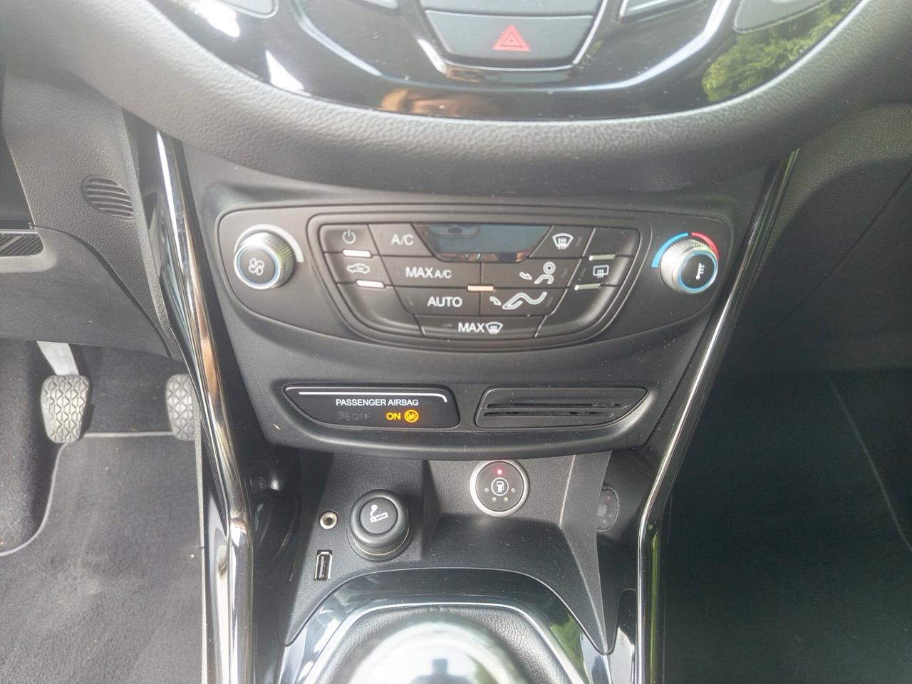 Ford B-Max 1.4 90 CV GPL Business
