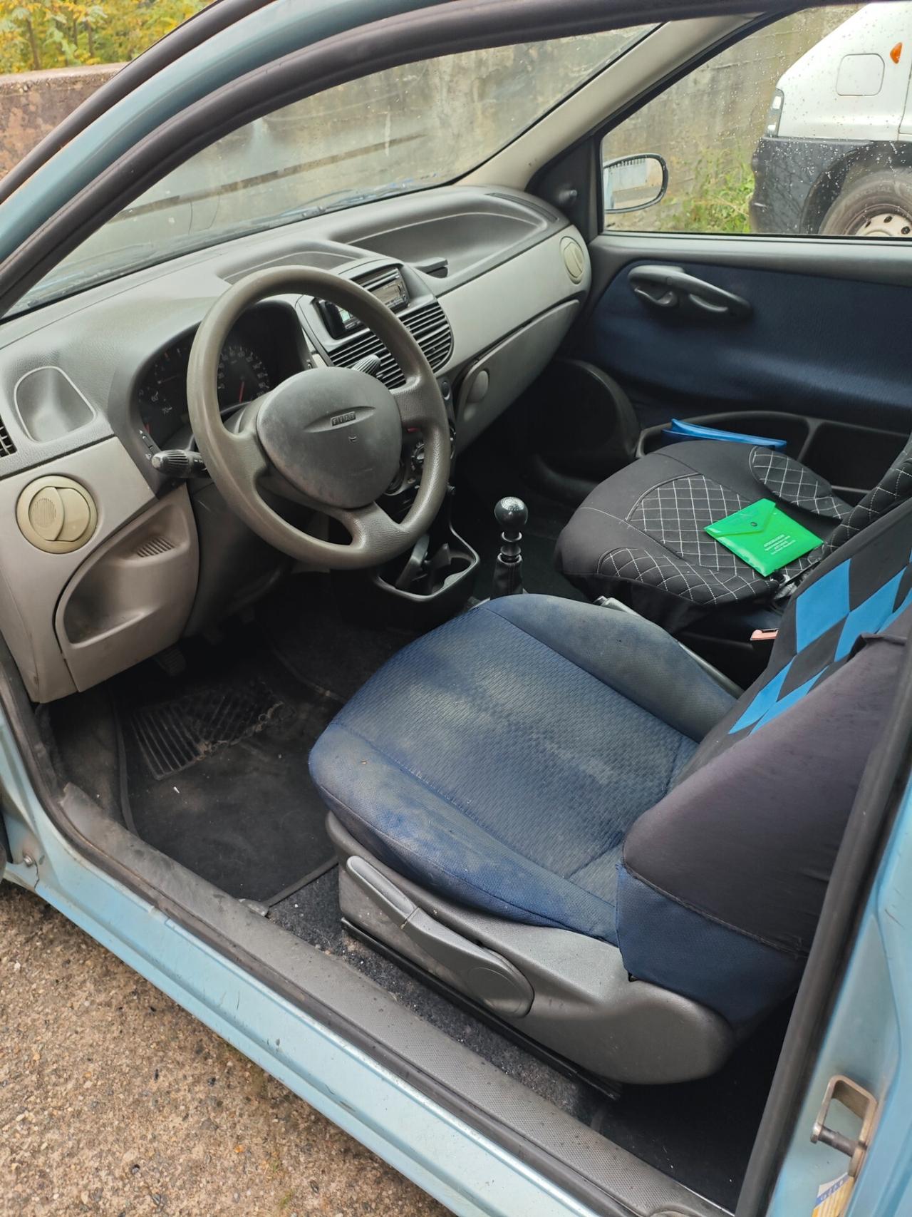 Fiat Punto 1.2i cat 3 porte EL