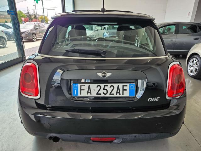 MINI One 1.2 benzina 75cv 3p TETTO APRIBILE / NEOPATENTATI