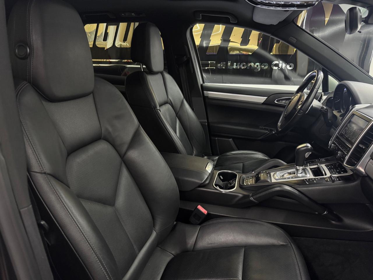 Porsche Cayenne 3.0 Diesel Iper Full