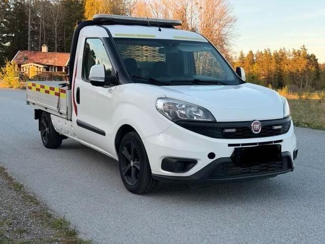 FIAT Doblo 1.3 Mjt Cassonato 3 POSTI Work-Up GANCIO TRAINO