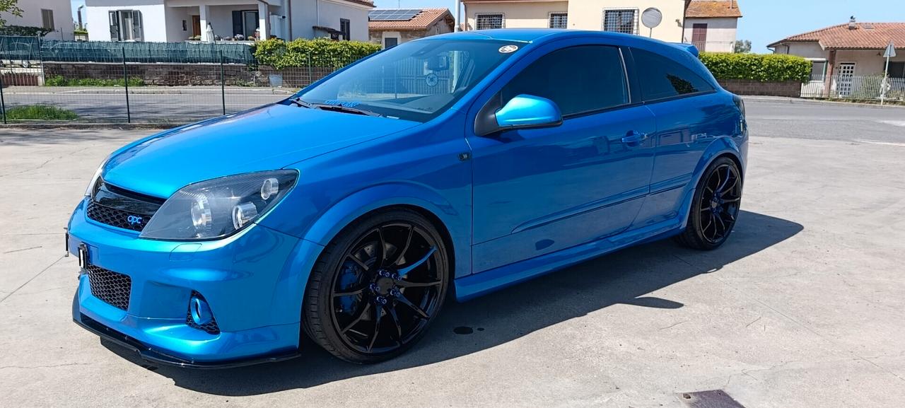 Opel Astra300cv turboOPC
