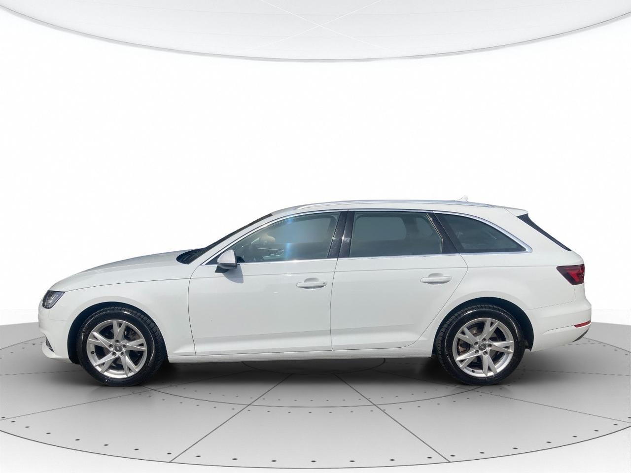 AUDI A4 Avant 35 2.0 tdi 150cv s-tronic