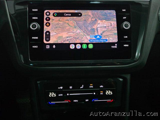 VOLKSWAGEN Tiguan 2.0 TDI 150CV SCR DSG Life Navi - Fari Led