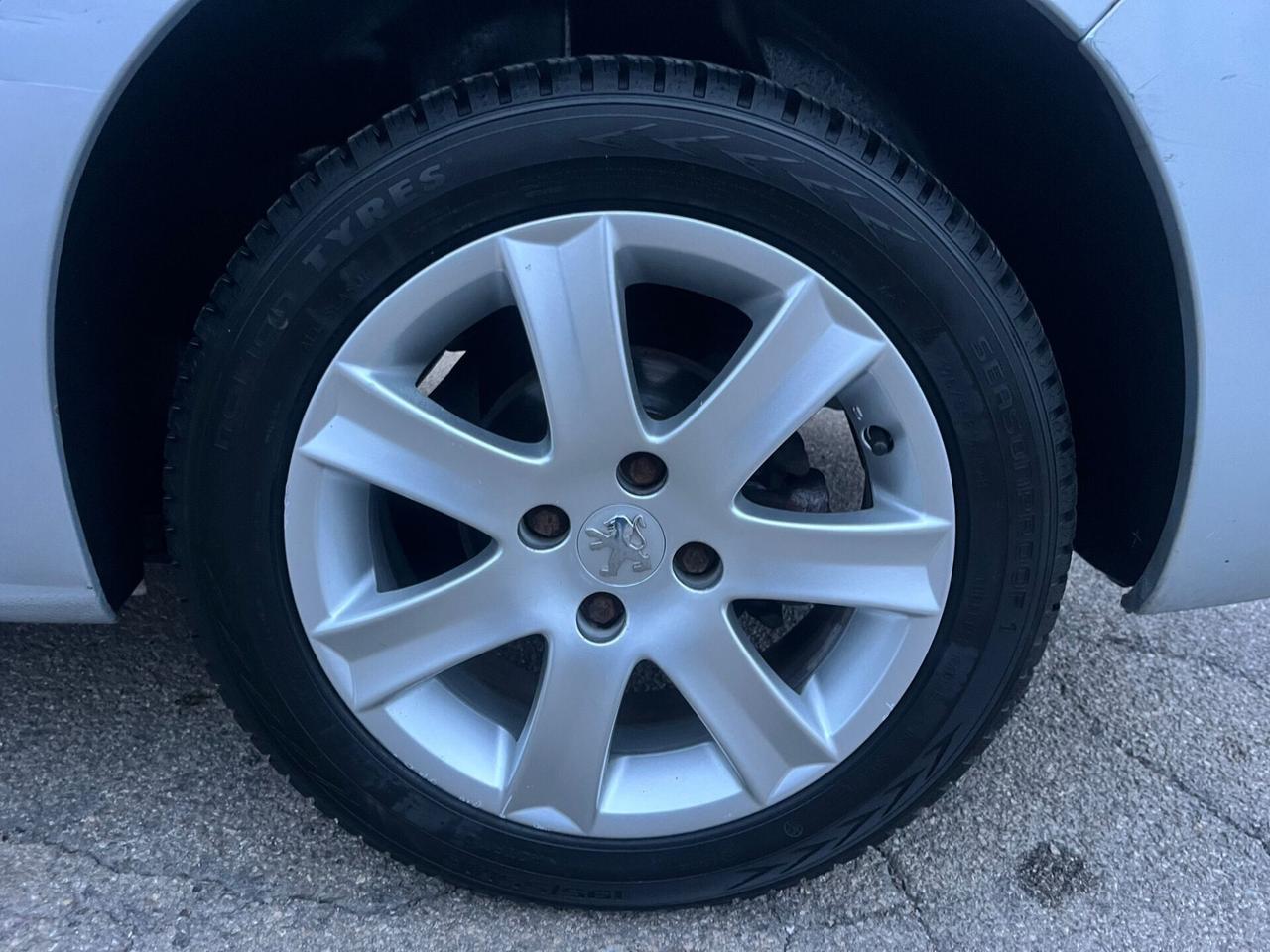 Peugeot 207 1.6 HDi 90CV SW Ciel Unipro 2009