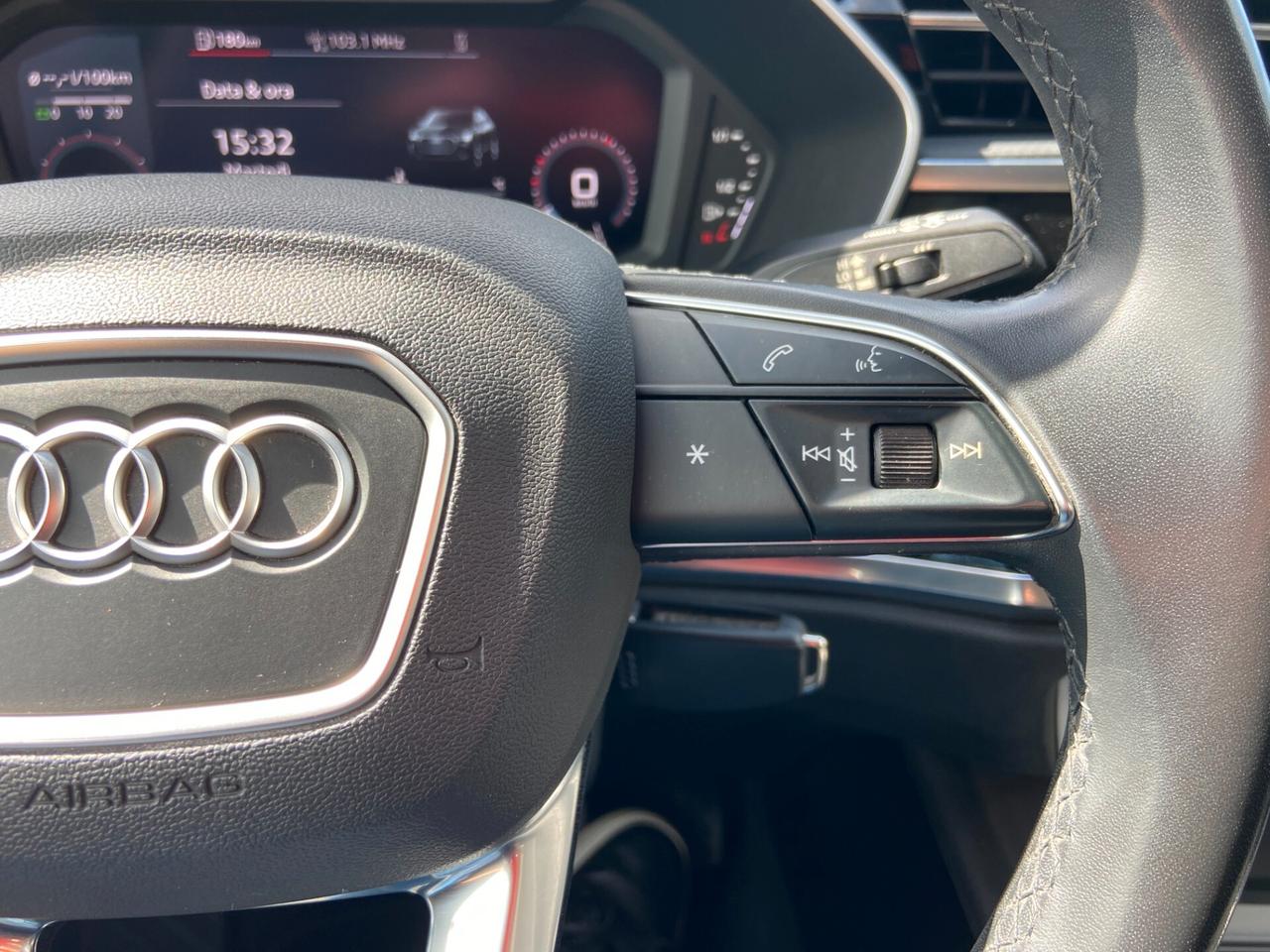 Audi Q3 Sportback 35 1.5 tfsi mhev s-tronic