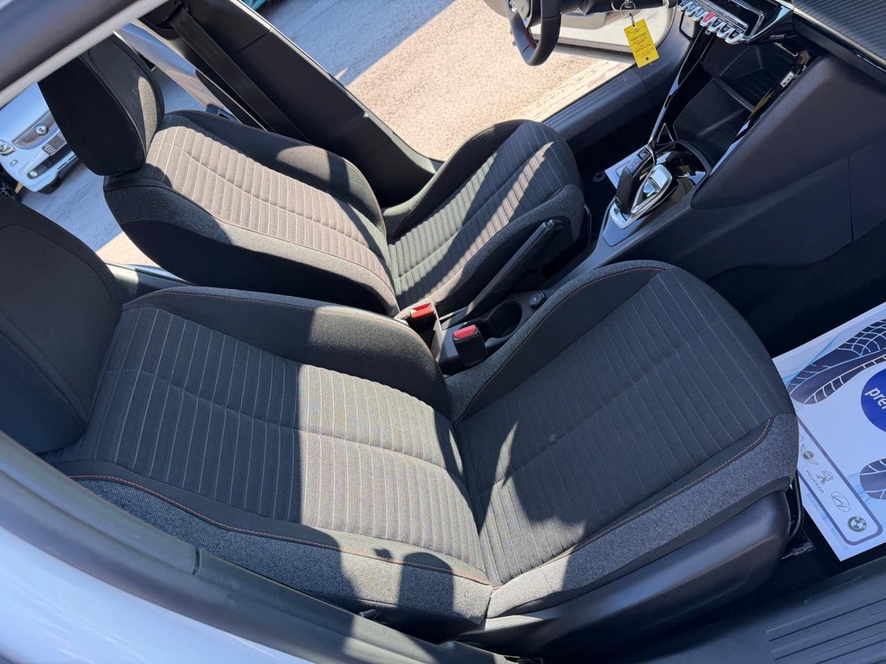 Peugeot 2008 BlueHDi 130 S&S EAT8 Allure