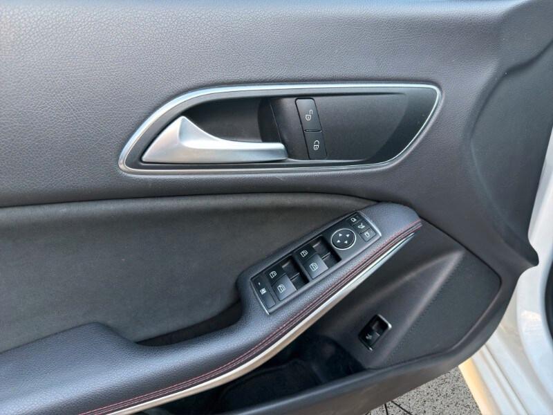 MERCEDES CLA S.Brake (X118) CLA 180 Shooting B...