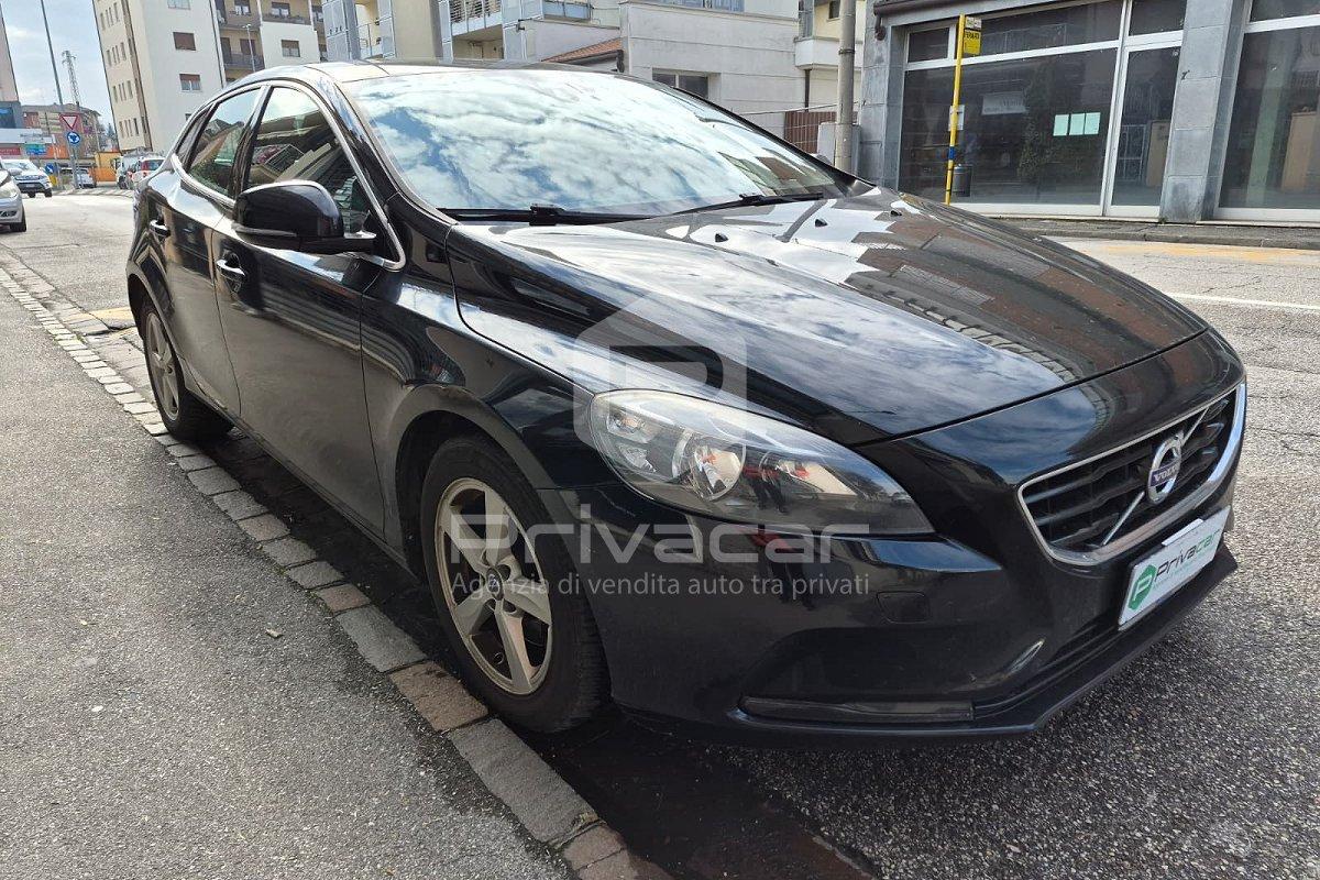 VOLVO V40 D2 1.6 Powershift Kinetic
