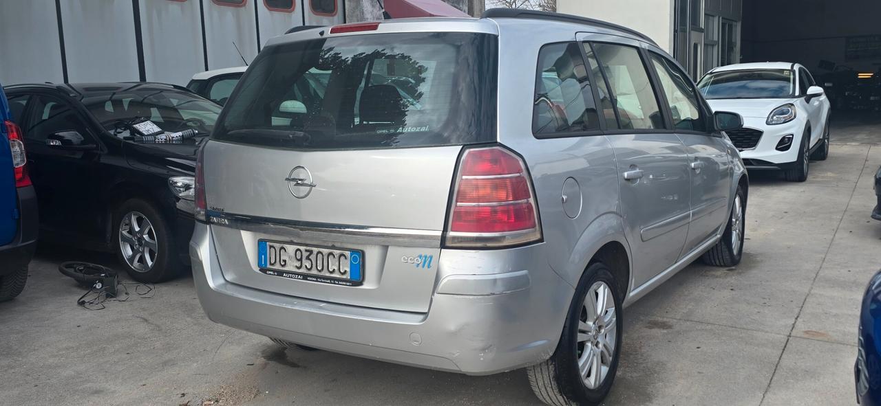 Opel Zafira 1.6 16V ecoM 94CV Cosmo