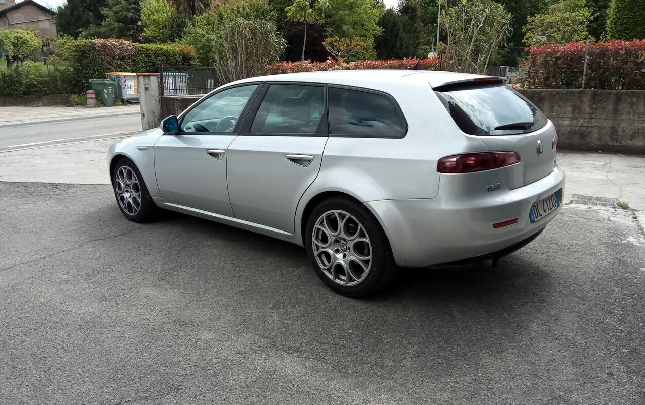 Alfa Romeo 159 1.9 JTDm 16V Sportwagon Exclusive Q-Tronic
