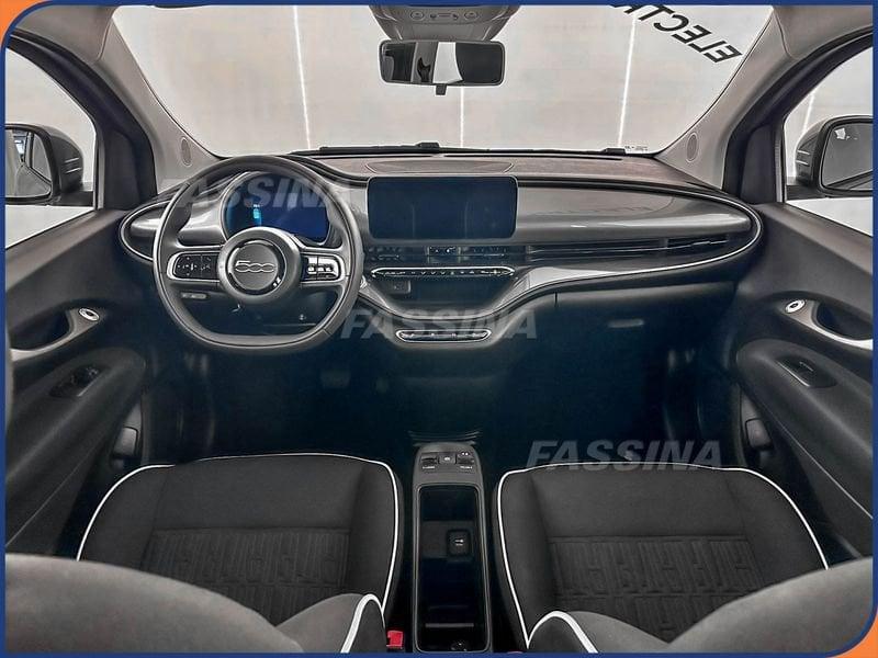 FIAT 500 500e Berlina 42 kWh berlina