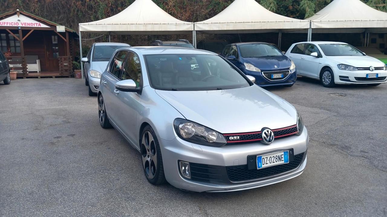 Volkswagen Golf GTI 2.0 TSI 4mot. DSG 5p. R