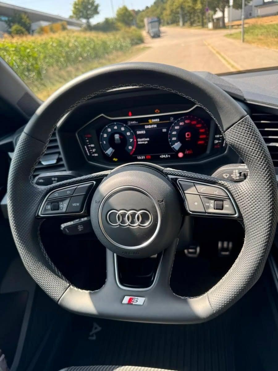 Audi A1 SPB 25TFSI S line edition
