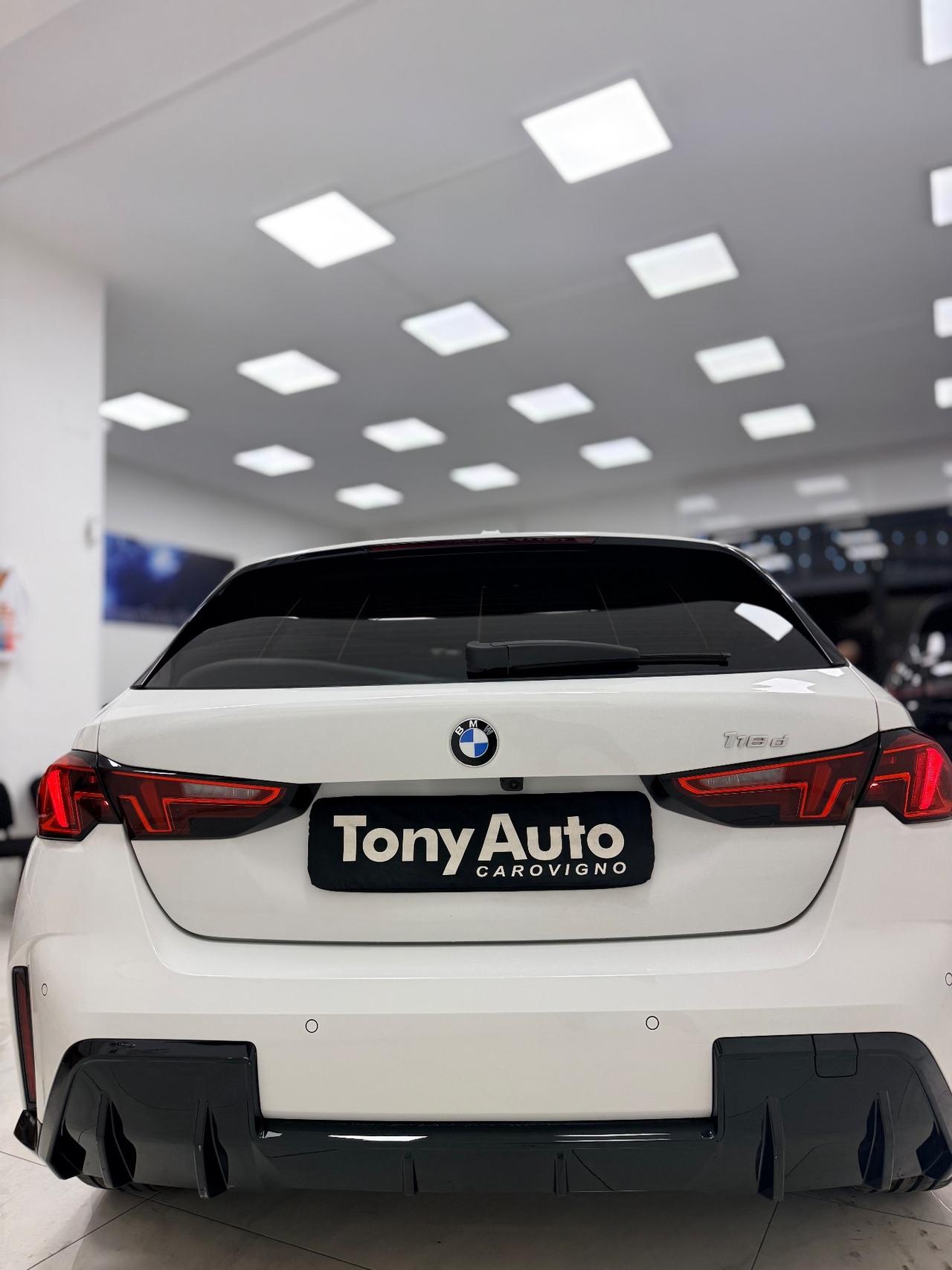 Bmw 118 118d MSport design LUCI SOFFUSE,APPLE CARPLAY,TELECAMERA.NAVI,GARANZIA UFFICIALE 24 MESI