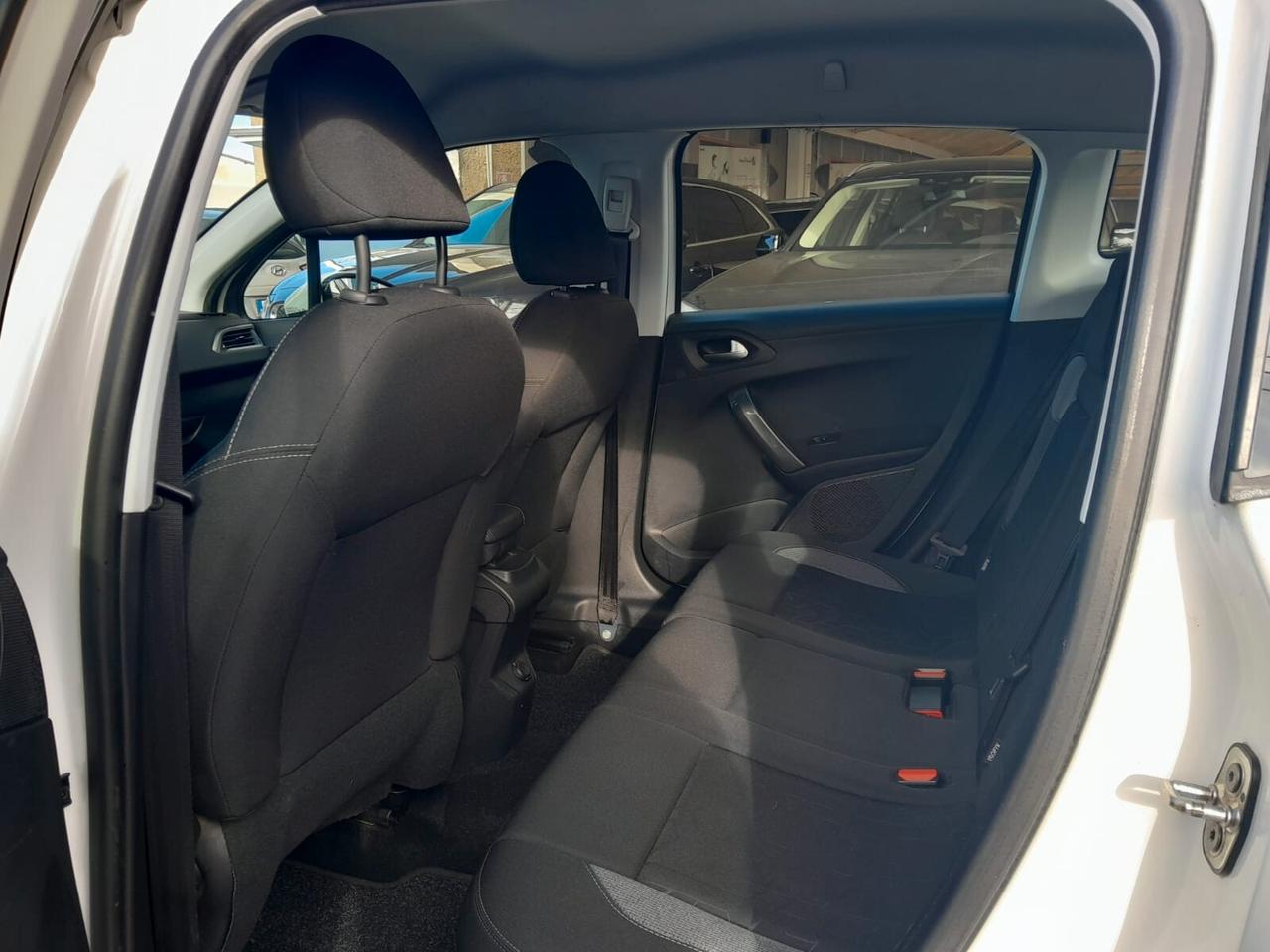 Peugeot 2008 PureTech 82 S&S Active