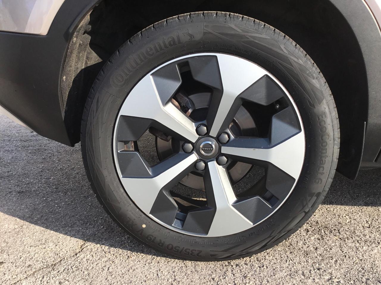 Volvo XC40 B3 automatico Core