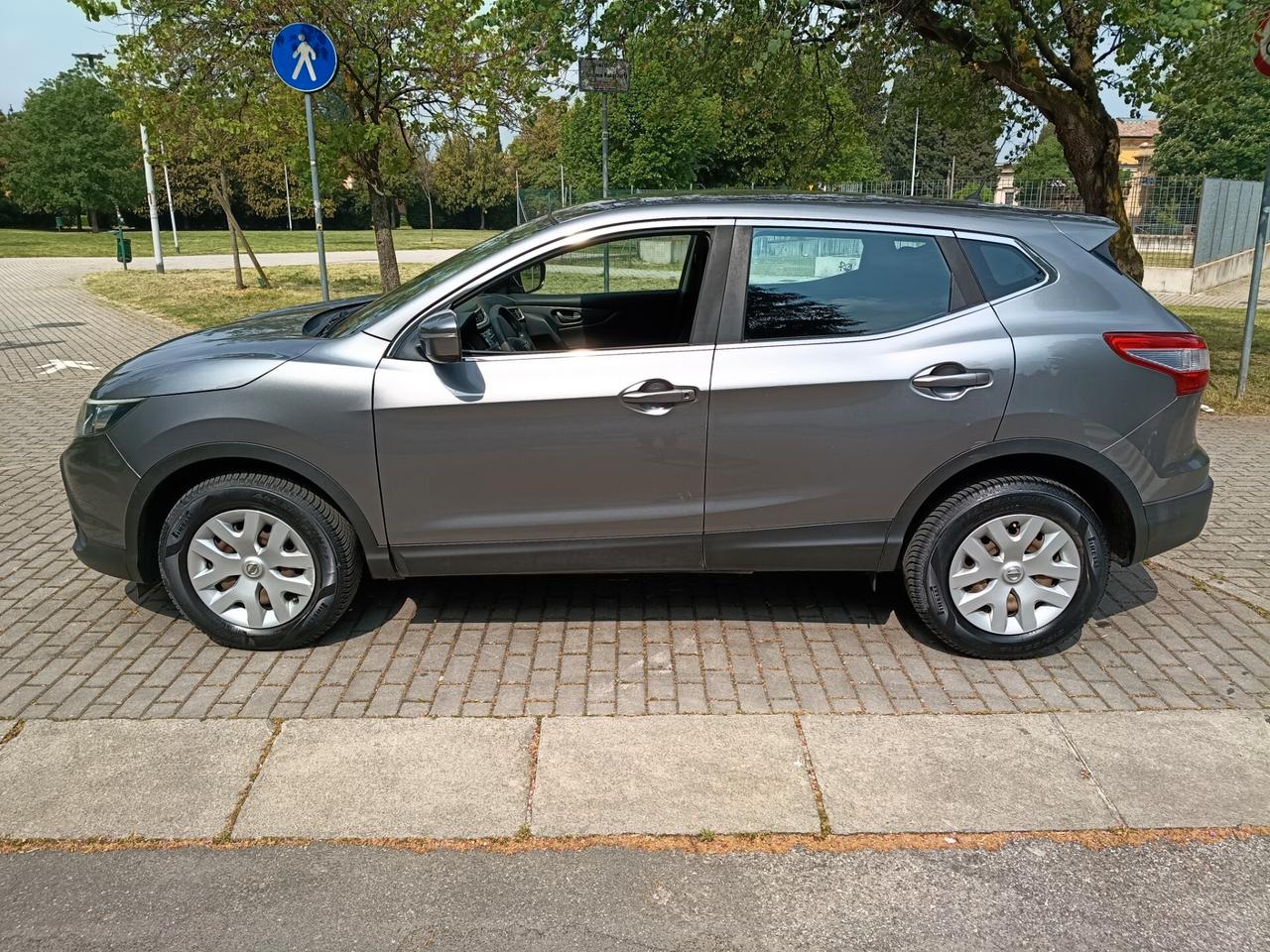 Nissan Qashqai 1.2 DIG-T Visia